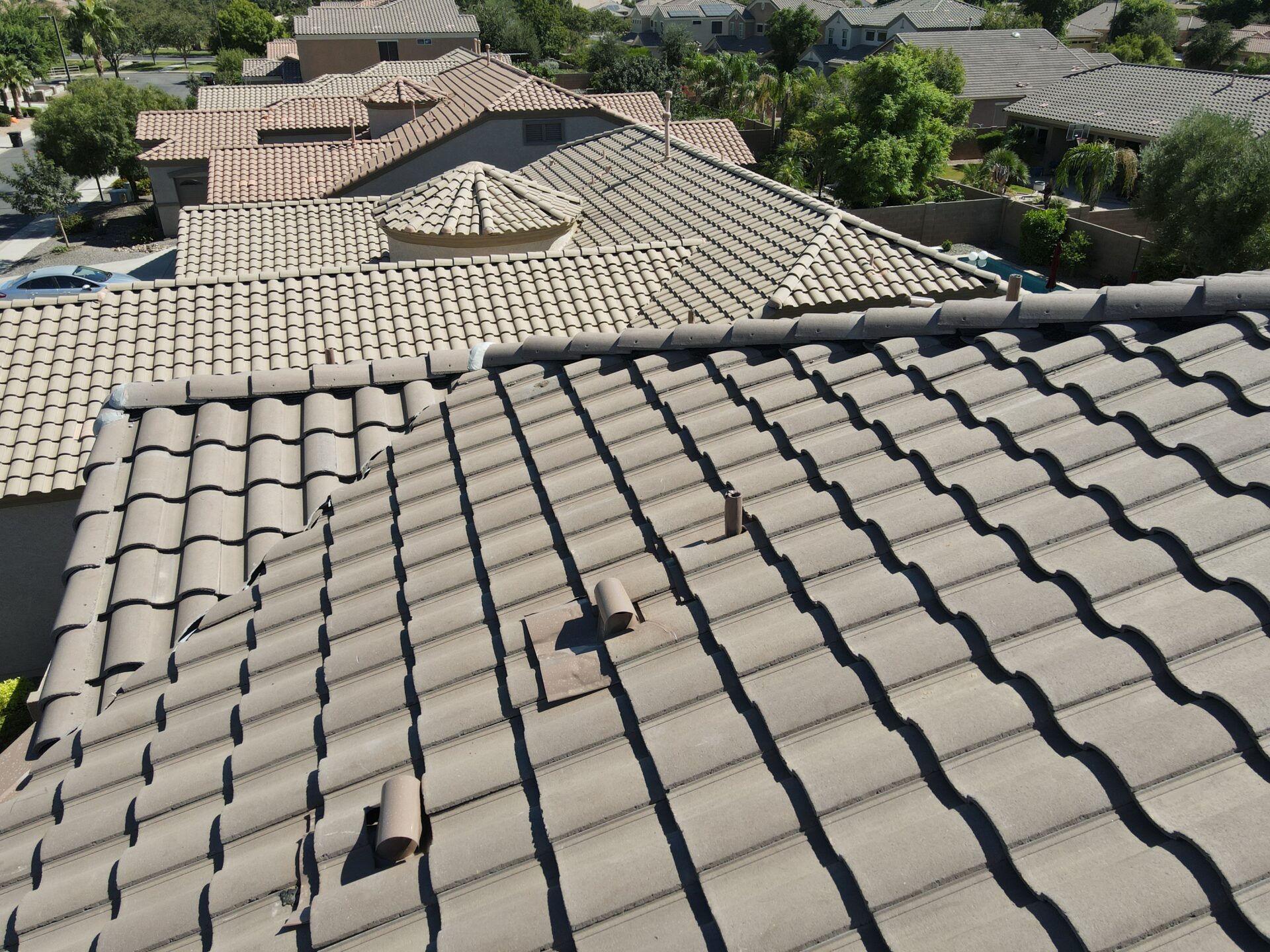 A HOMEOWNERS GUIDE TO DIFFERENT TYPES OF SHINGLES 2 Default