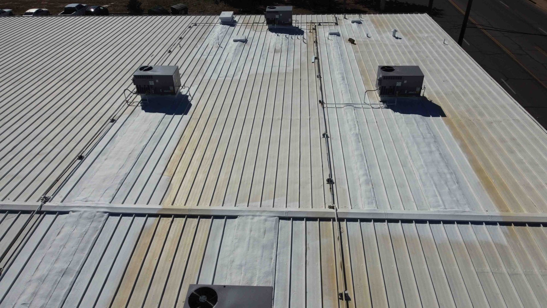 7 Metal Roof Problems Every Homeowner Should Know 2 DJI 0072 Compressed