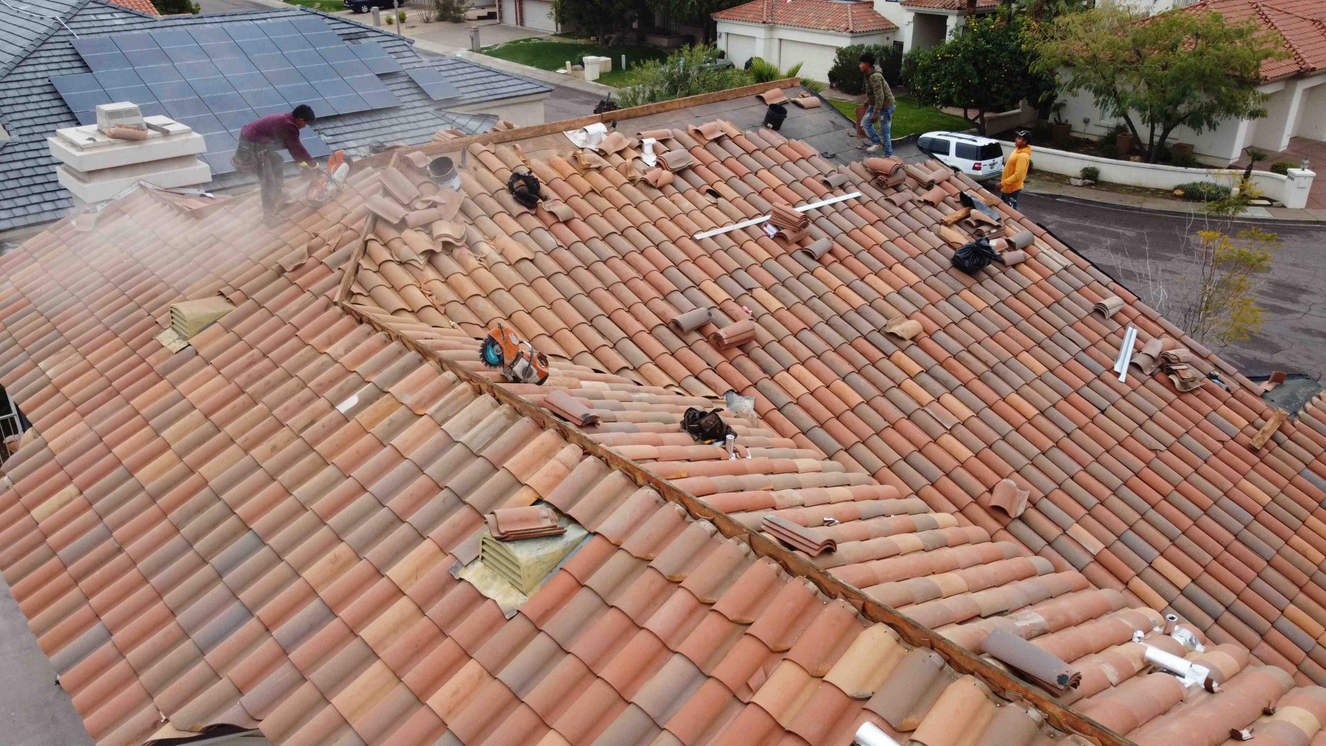 Everything You Need to Know About Emergency Repair Programs 2 emergency repairs scaled