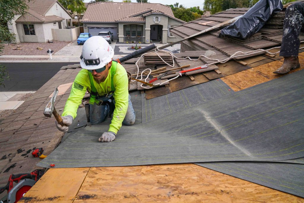 The Homeowner's Guide to Emergency Roof Leak Repairs 5 emergency roof leak service